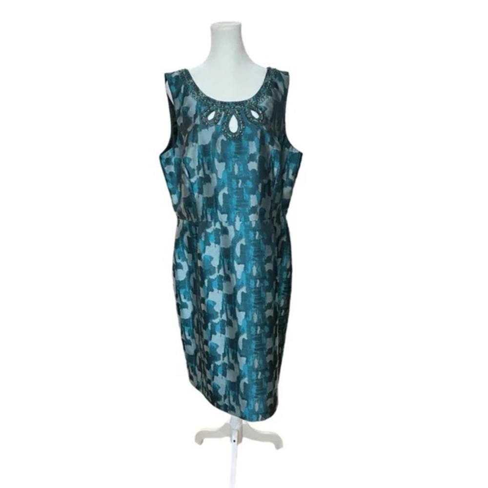 Blue and Black Sleeveless Sheath Midi Dress